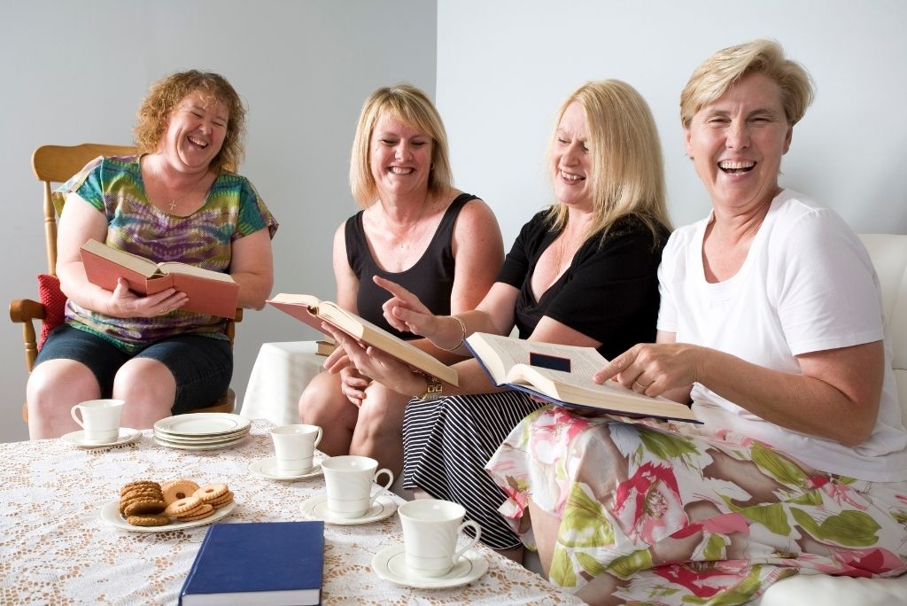 The Role of a Book Club Leader: Tips for Effective Facilitation