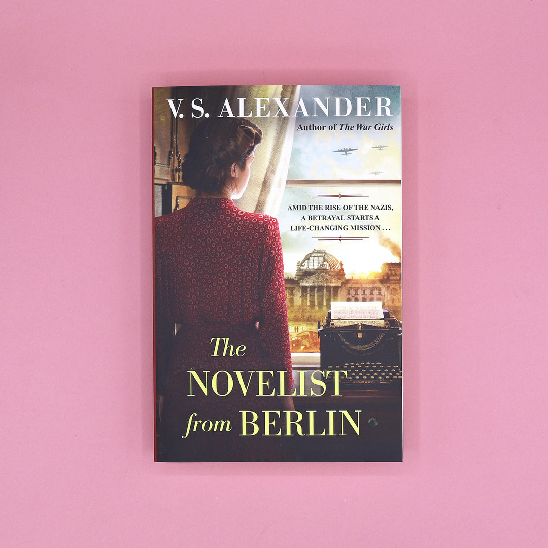 Book cover of 'The Novelist from Berlin' by V.S. Alexander on a pink background